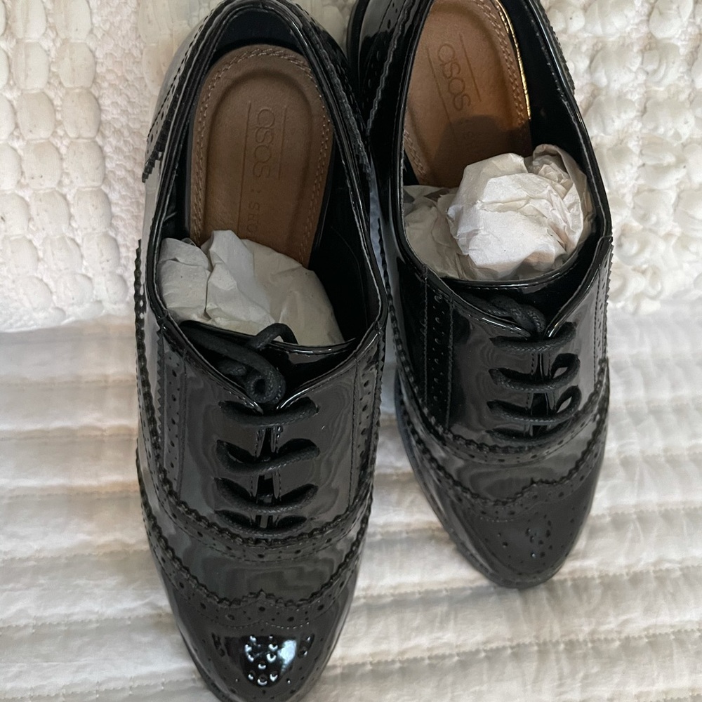 ASOS Manic flat brogues - Picture 7 of 8